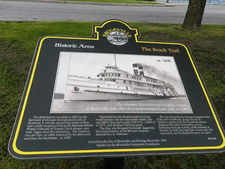 Historic Brock Trail plaque in Brockville describing the steamer Kingston