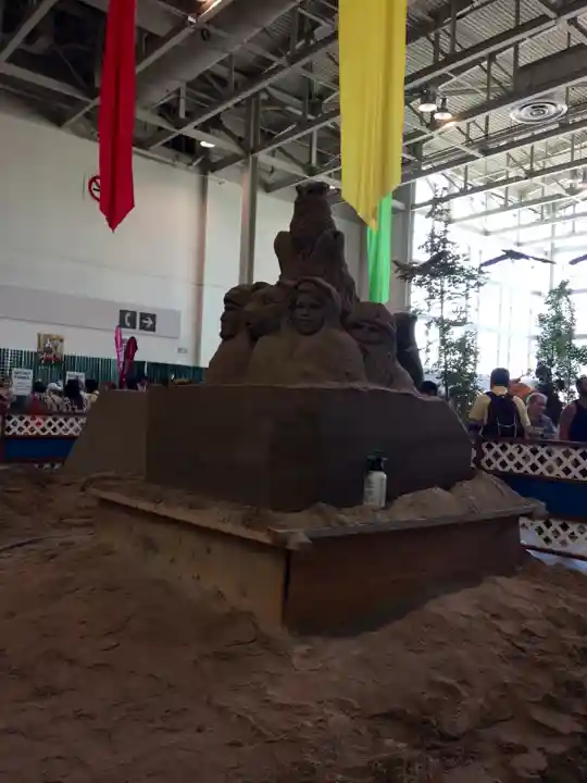 Wildlife sand sculpture at a past Canadian National Exhibition