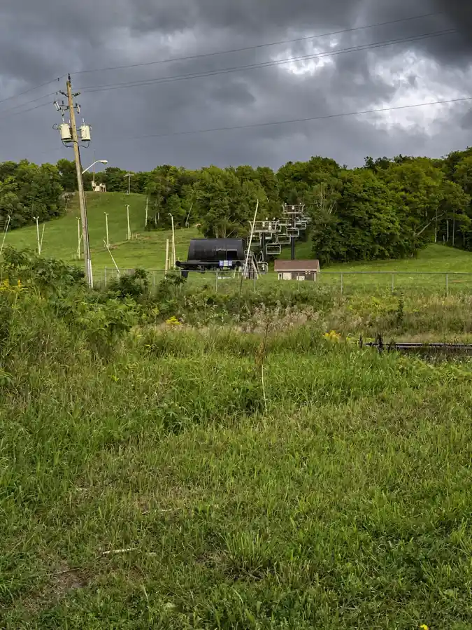 Glen Eden chairlift and green ski runs at Kelso Conservation Area in summer